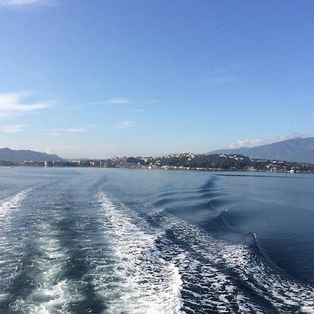 Готель Les Yachts De Porto Vecchio - Le Philae Екстер'єр фото